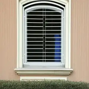 حفاظ پنجره مدل ساده قوس دار در رشت