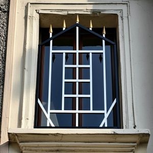 حفاظ پنجره مدل نردبانی در رشت