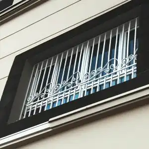 حفاظ پنجره مدل گل نیلوفری در رشت