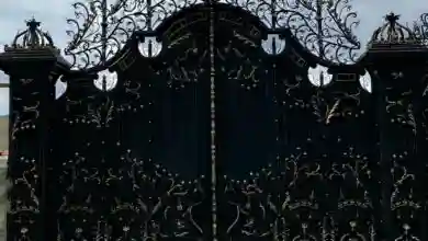 درب فرفورژه در رشت