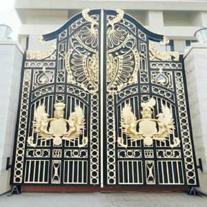 درب فلزی باکینگهام فرفورژه در رشت