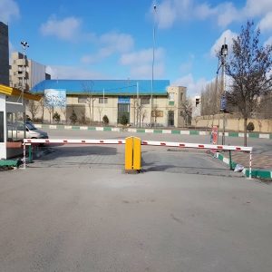 راهبند اتوماتیک در رشت با موتور الکتریکی و عملکرد سریع