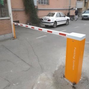راهبند چرخشی در رشت با حرکت عمودی و چرخش دقیق