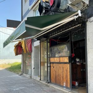 سایبان برقی کافه و رستوران در رشت سازه پرگولا مقاوم