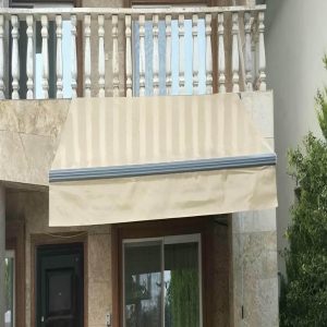 سایبان برقی در رشت نصب روی دیوار با بازوی فلزی مقاوم