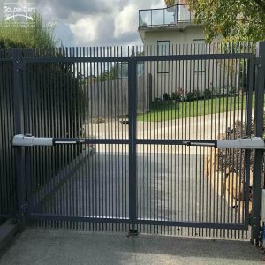 جک درب پارکینگ در رشت با موتور مناسب و نصب استاندارد