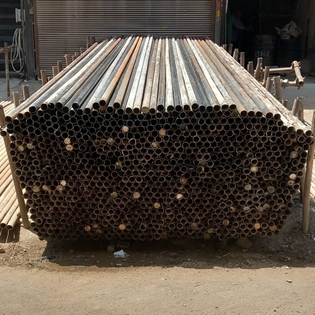 اجرای داربست نمای ساختمان با لوله مقاوم در رشت