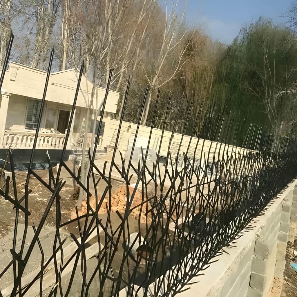 خرید حفاظ روی دیوار حیاط مسکونی با انتخاب مدل در رشت