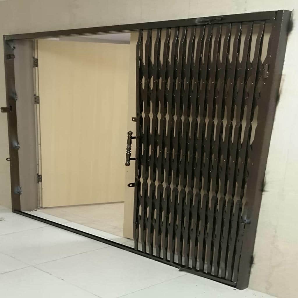 خرید درب ریلی آکاردئونی کم جا برای ورودی در رشت