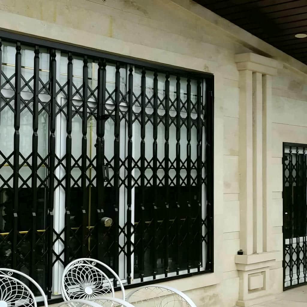 فروش حفاظ آکاردئونی درب واحد مسکونی با قفل توکار در رشت