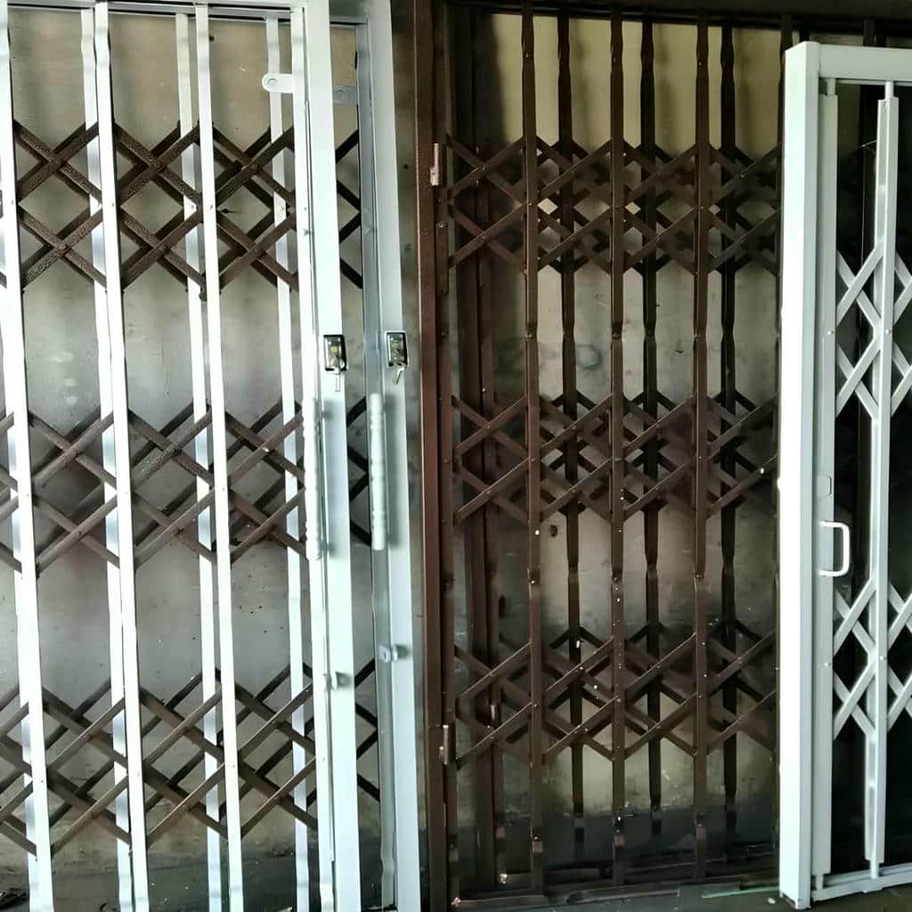 درب آکاردئونی قفل مخفی کتابی کم جا برای آپارتمان در رشت