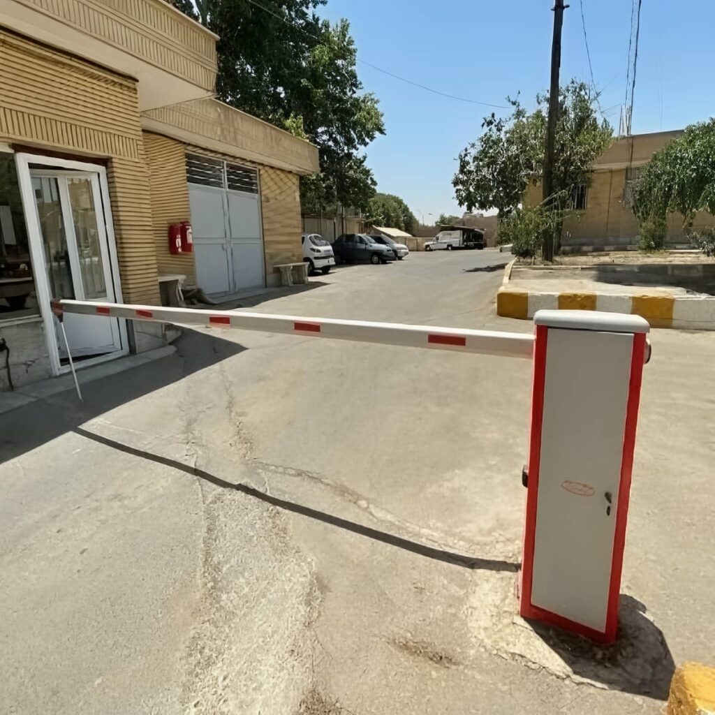 فروش راهبند تلسکوپی مسیر باریک با بوم سبک در رشت