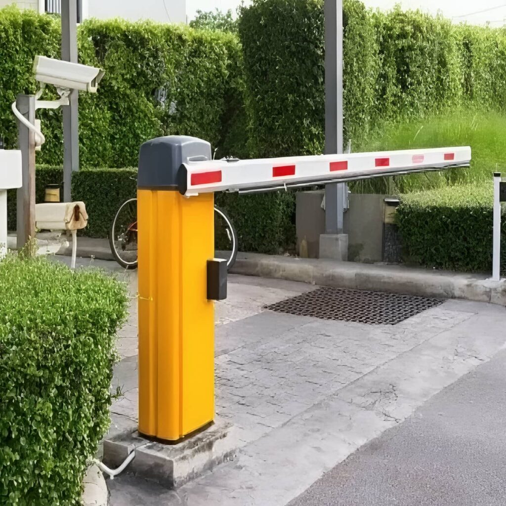 نصب راهبند بازویی دارای بازوی LED در ورودی مجتمع رشت