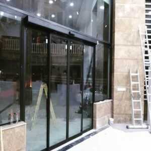 6 مدل درب اتوماتیک شیشه ای تک لنگه لولایی در رشت