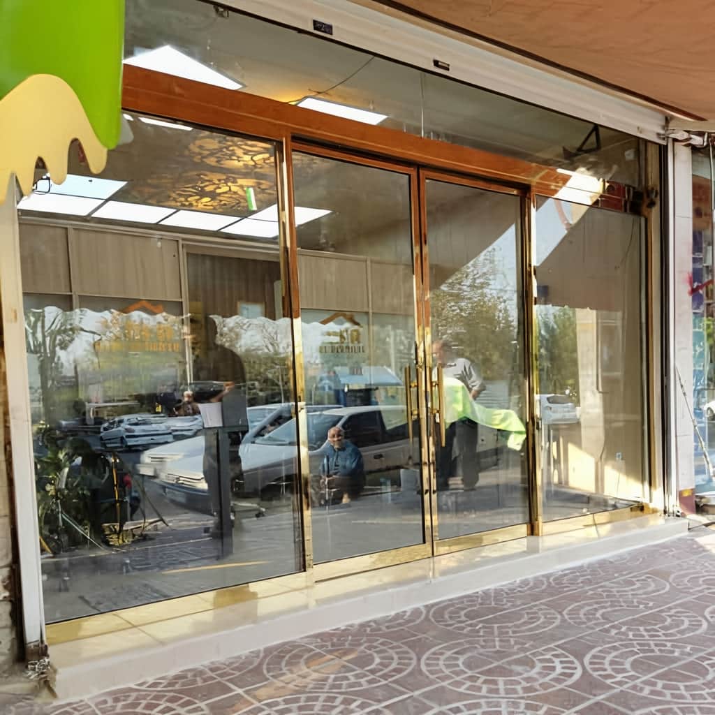 نصب درب اتوماتیک شیشه ای پرتردد تک لنگه مجتمع در رشت