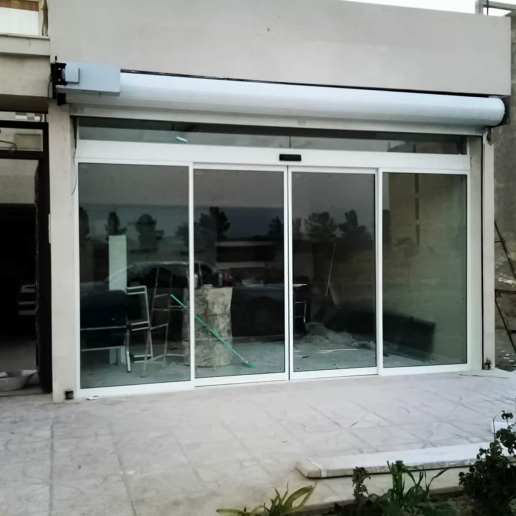 سفارش درب اتوماتیک شیشه ای پرتردد دو لنگه در رشت