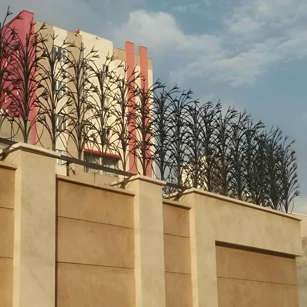 مدل متقارن حفاظ لیلیوم دیوار ویلایی برای انتخاب در رشت