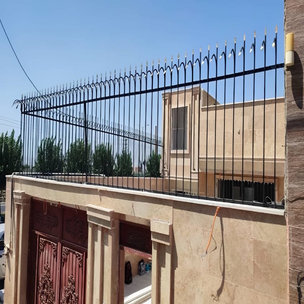 خرید حفاظ سرنیزه ای دیوار حیاط با انتخاب مدل در رشت