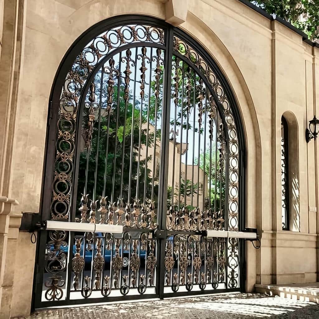 نصب موتور جک پارکینگی بازویی روی درب دو لنگه در رشت