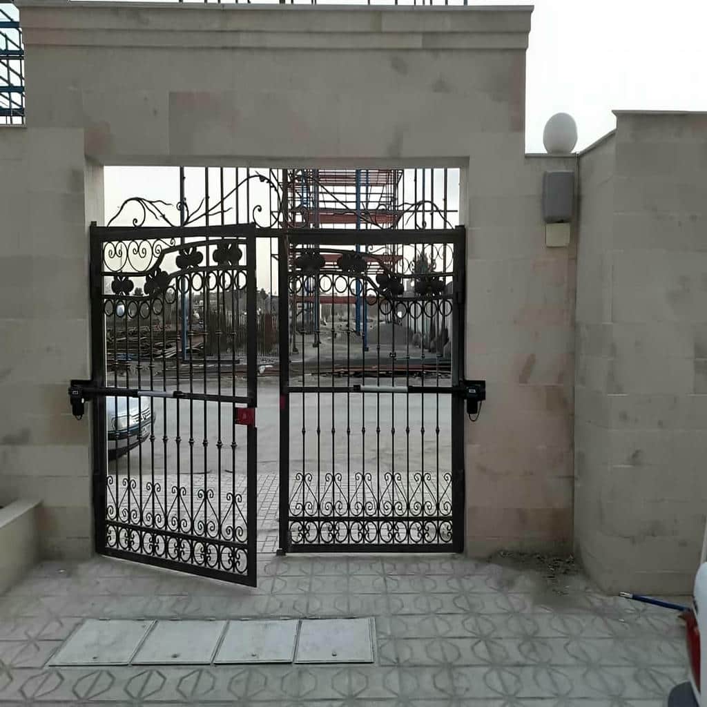 جک درب پارکینگ هیدرولیک صنعتی با سیلندر مقاوم در رشت جک درب پارکینگ هیدرولیک صنعتی با سیلندر مقاوم در رشت