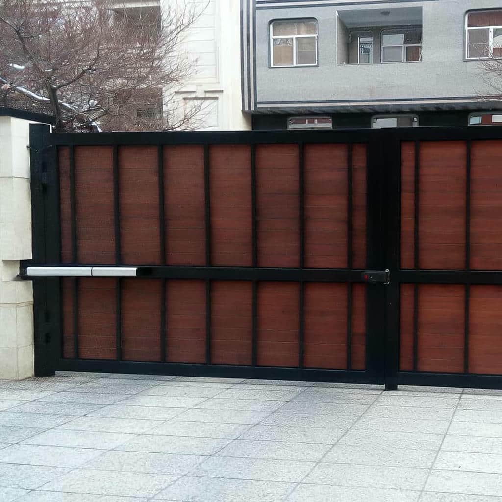 خرید درب برقی ویلایی دو لنگه برای ویلا در رشت