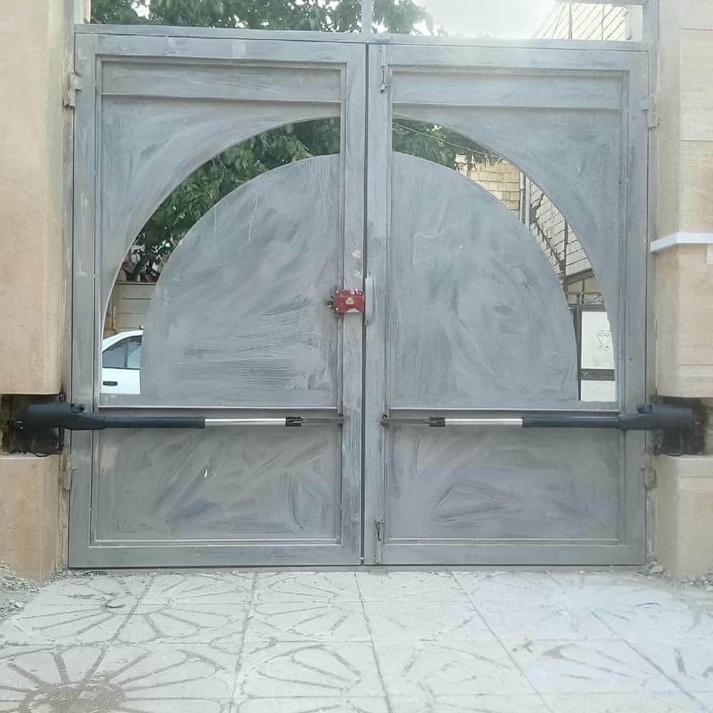 14 طرح درب برقی حیاط لولایی در رشت