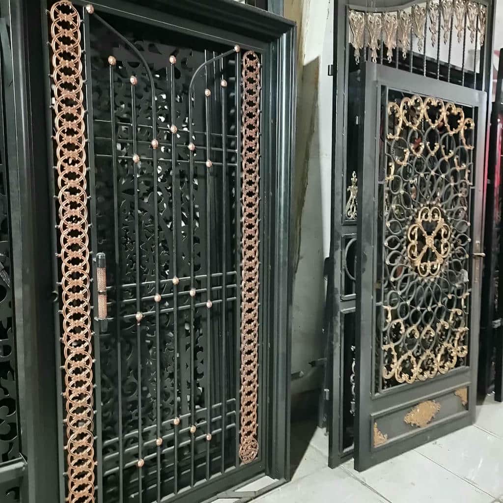 خرید درب ویلایی لولایی حیاط بزرگ دو لنگه در رشت خرید درب ویلایی لولایی حیاط بزرگ دو لنگه در رشت
