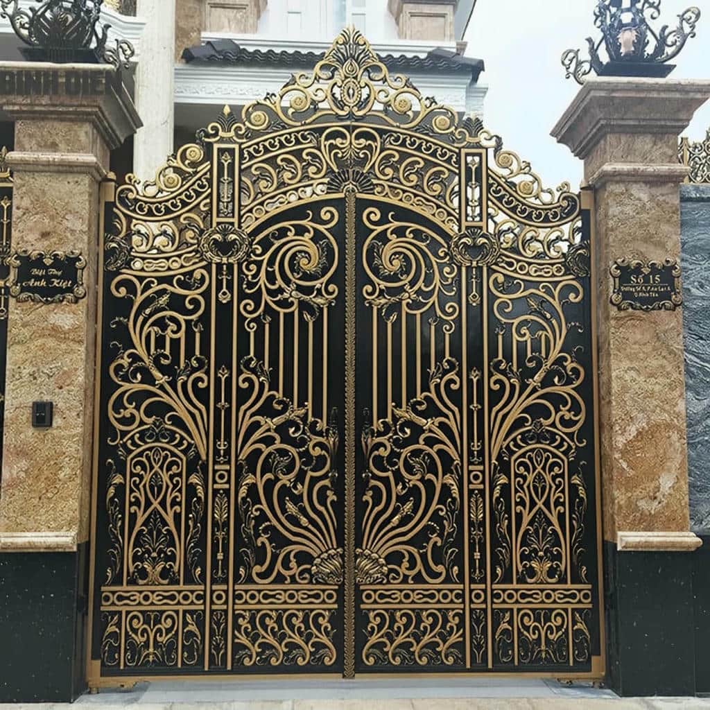 ساخت درب فلزی لاکچری نمای ویلا تمام پنل در رشت