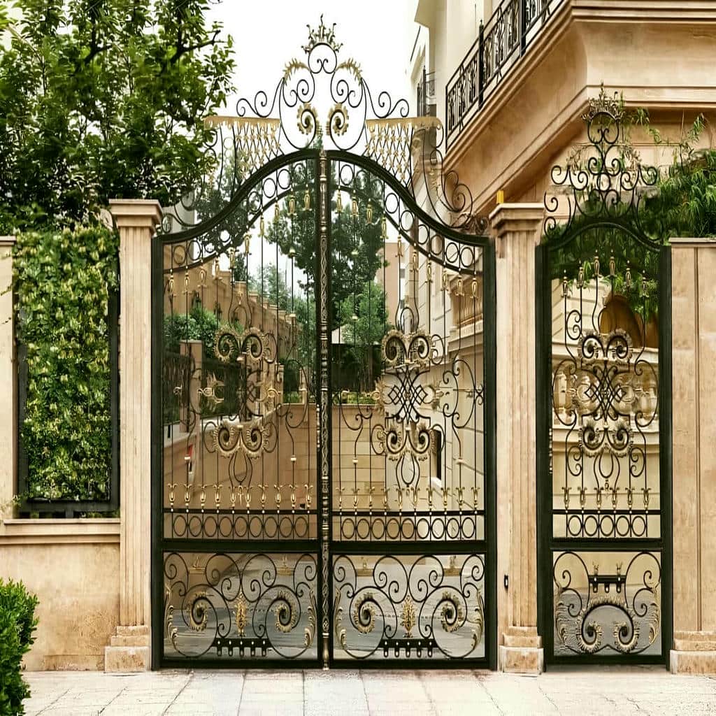 خرید درب فلزی لاکچری نمای ویلا مناسب حفظ حریم در رشت