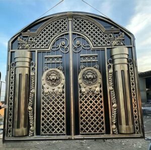 10 نمونه درب آهنی کلاسیک کتیبه دار در رشت