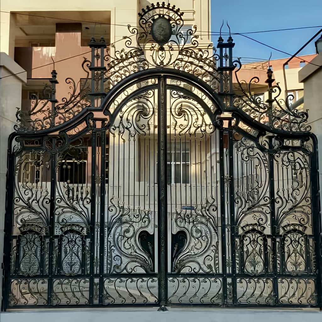 خرید درب حیاط ویلایی قوسی ساده در رشت