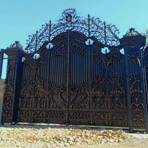 10 طرح درب فلزی حیاط حصاری عمودی در رشت