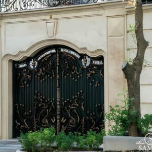 8 طرح درب پارکینگ فلزی نمای ساختمان در رشت