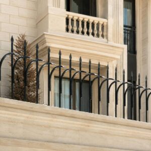 9 مدل حفاظ روی دیوار باغ محوطه در رشت