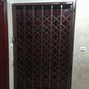 6 طرح درب آکاردئونی پنج گل دوبل در رشت