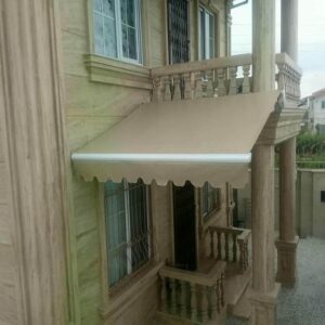 سایبان دوطرفه رشت با پوشش مقاوم فضای بیرونی