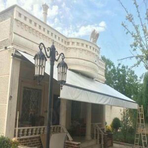 سایبان تراس بازویی رشت با پوشش مقاوم