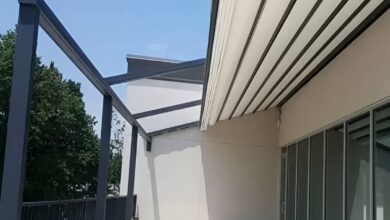 سایبان ریموت دار رشت با پارچه هماهنگ نما