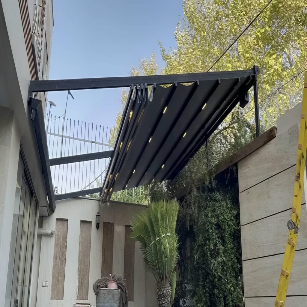 سقف متحرک پارچه ای رشت با پوشش پارچه ای روشن