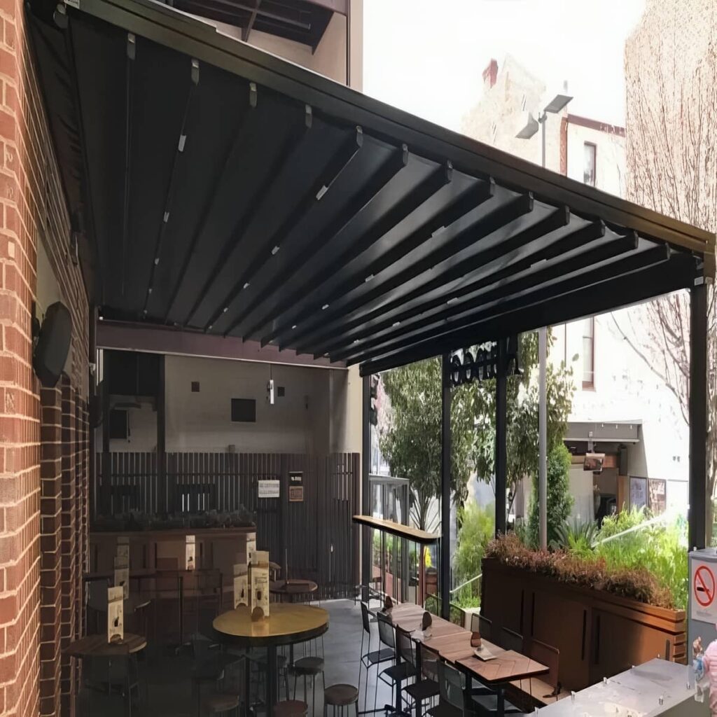 سایبان اتوماتیک حیاط ویلایی رشت سایبان اتوماتیک حیاط ویلایی رشت
