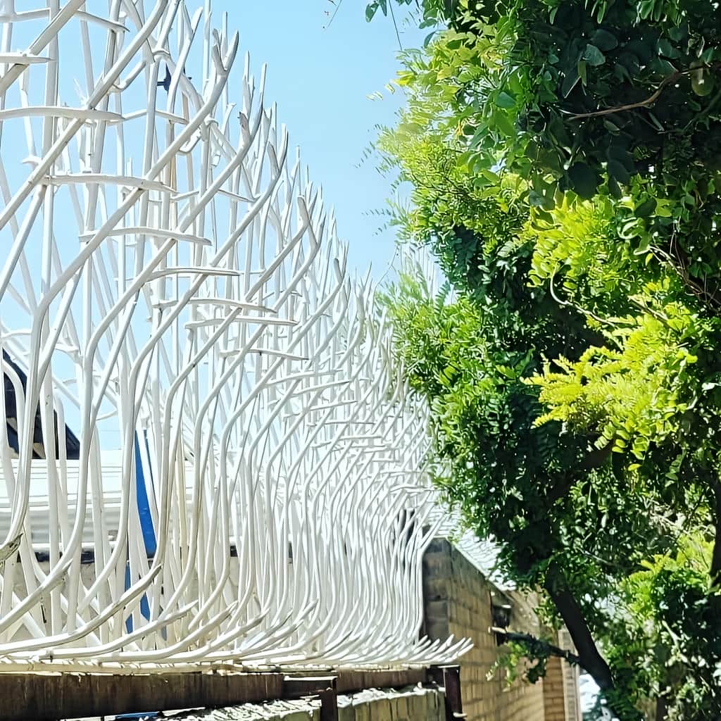 نرده حفاظ دیوار رشت با طراحی شاخه ای