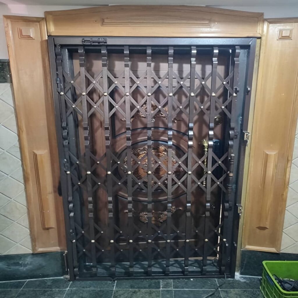 حفاظ ضربدری آکاردئونی رشت مدل جمع شونده