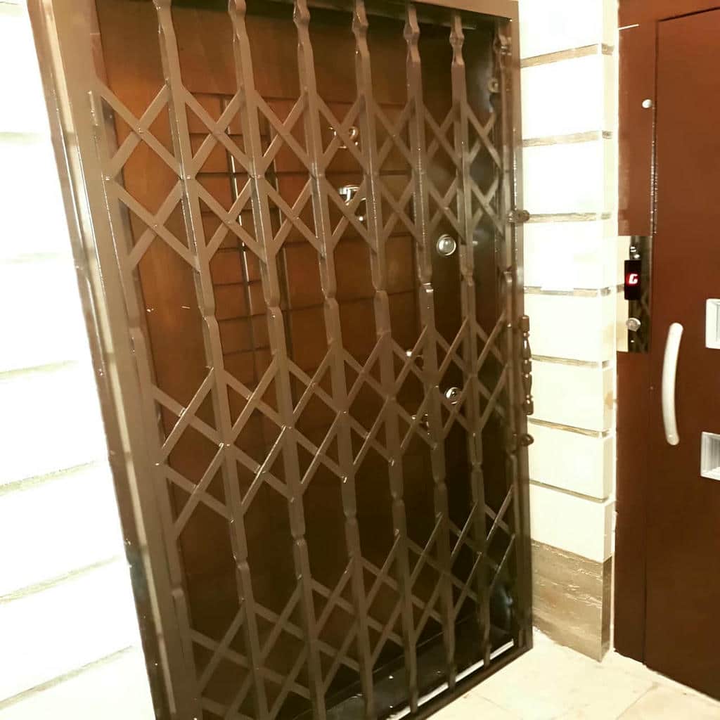 درب آکاردئونی مدرن آپارتمان