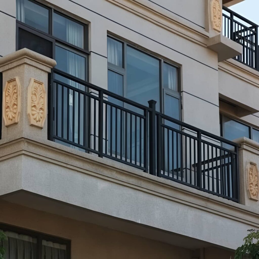حفاظ بالکن فلزی مدرن رشت