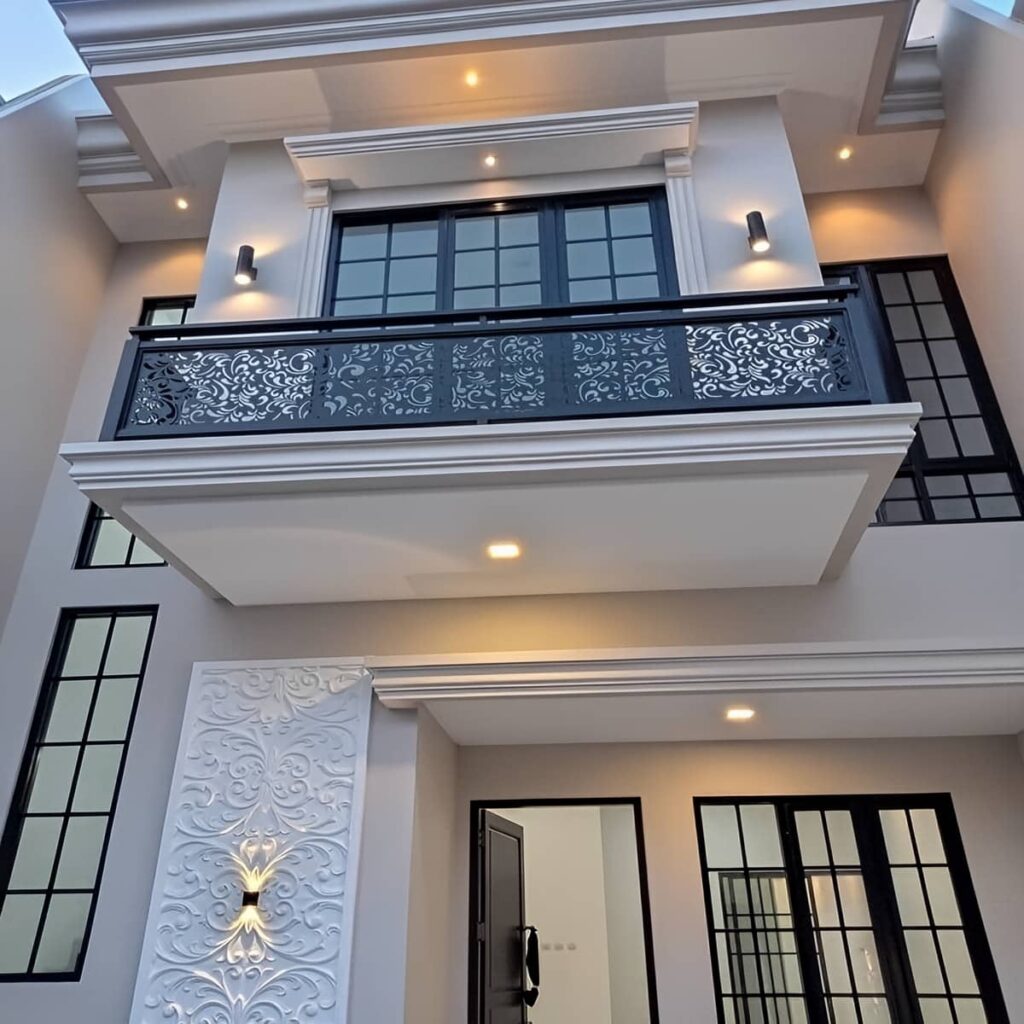نرده بالکن باغ با طراحی کلاسیک