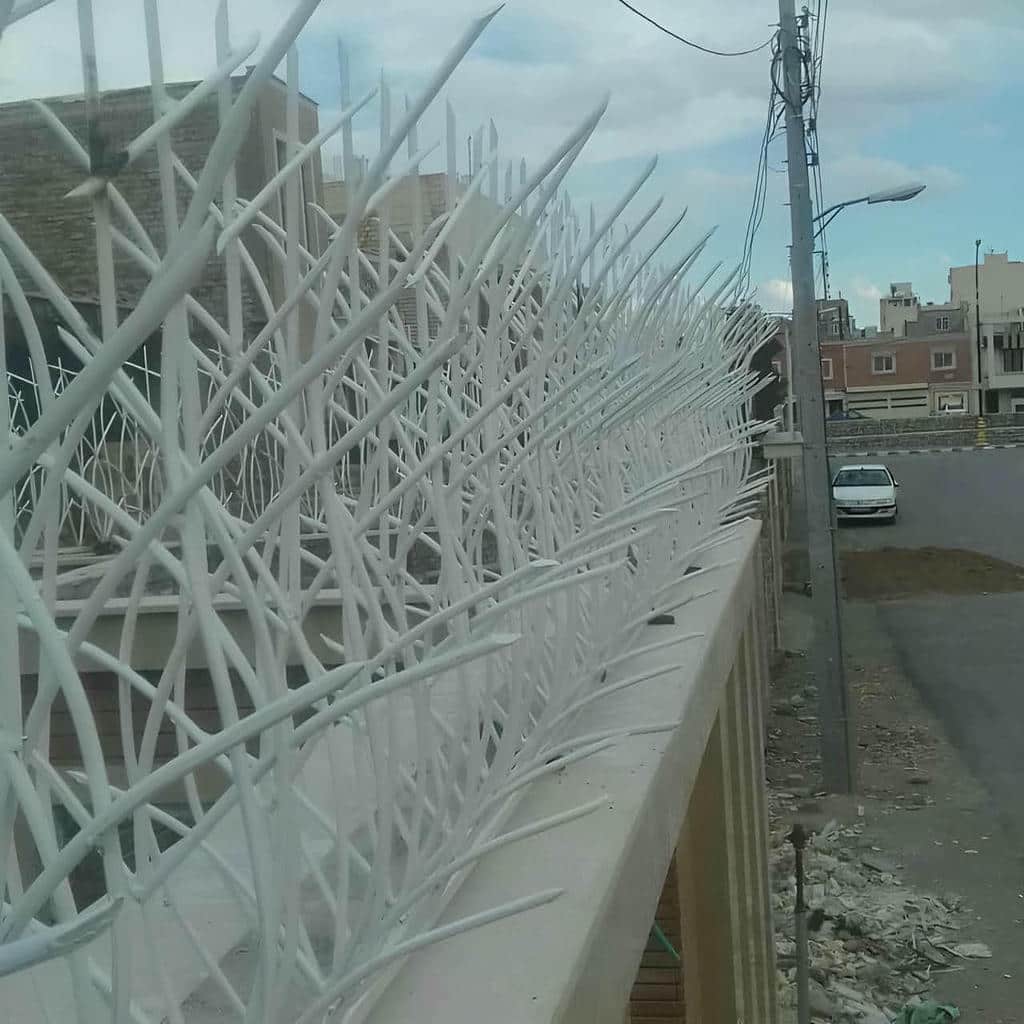 نرده دیوار حیاط لیلیوم