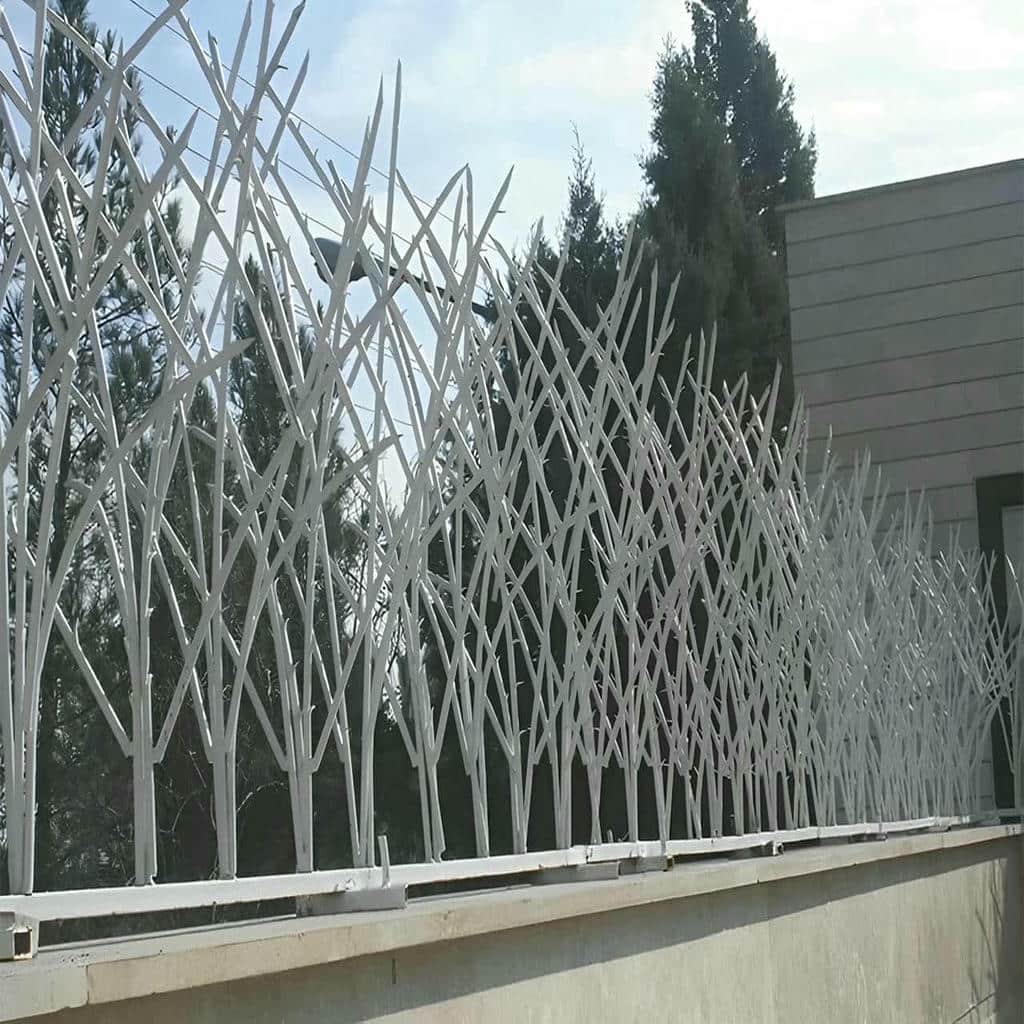 نرده روی دیوار رشت مدل شاخ گوزنی