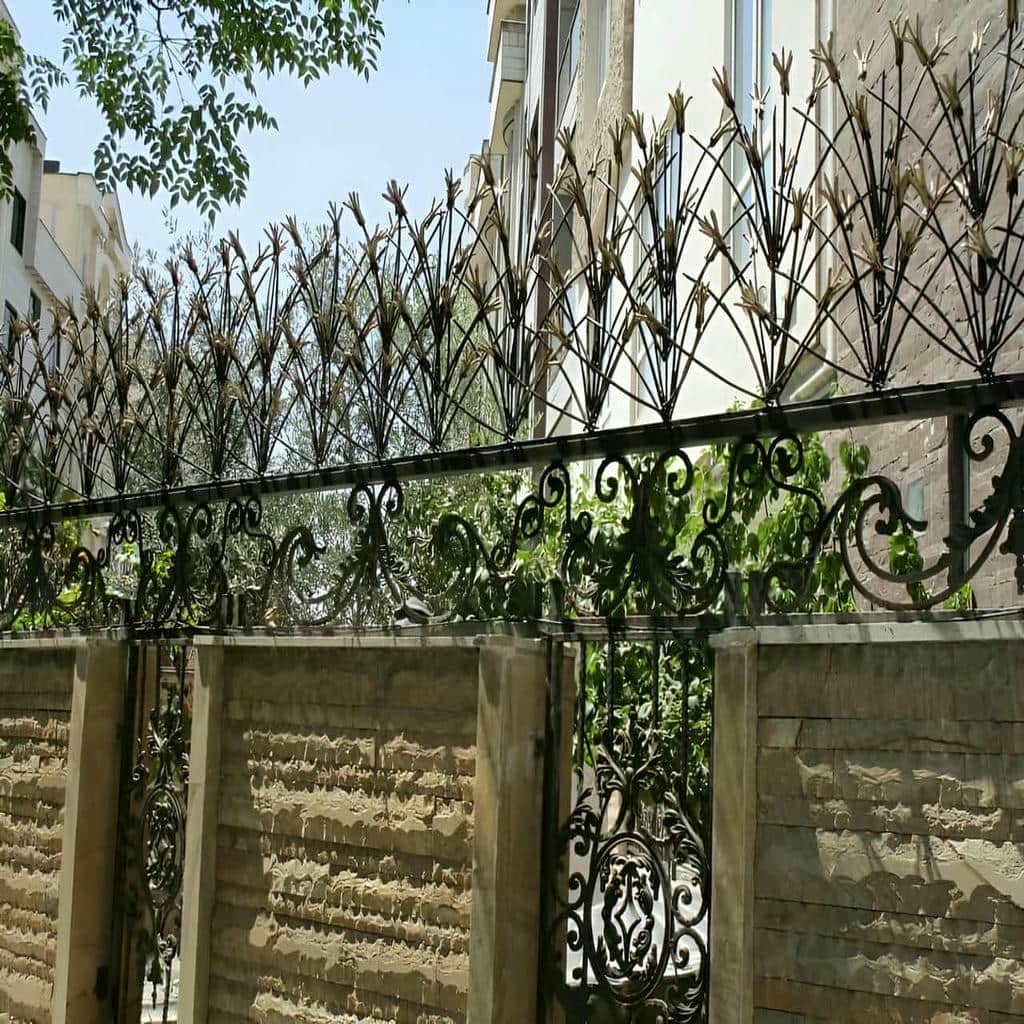 نرده حفاظ دیوار رشت با پوشش رنگ کوره ای