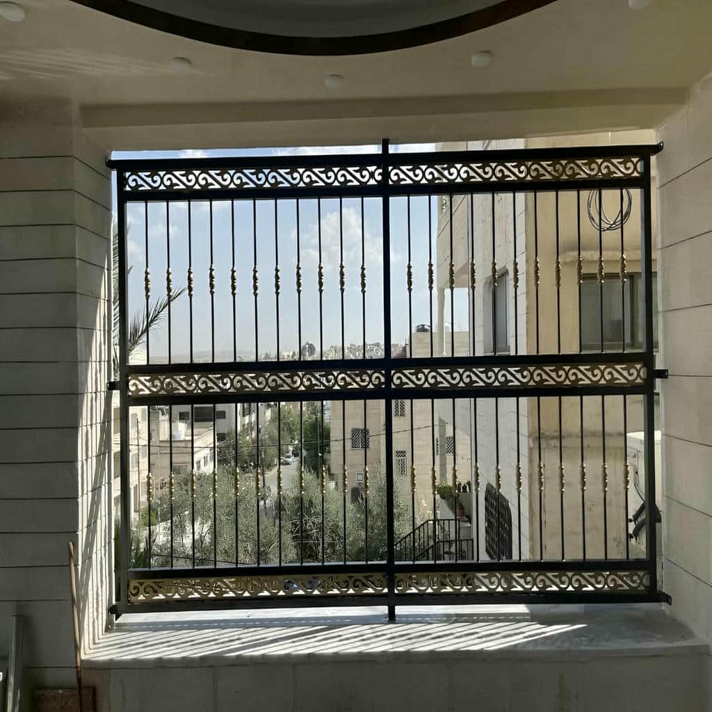 حفاظ پنجره مدرن مشکی رشت
