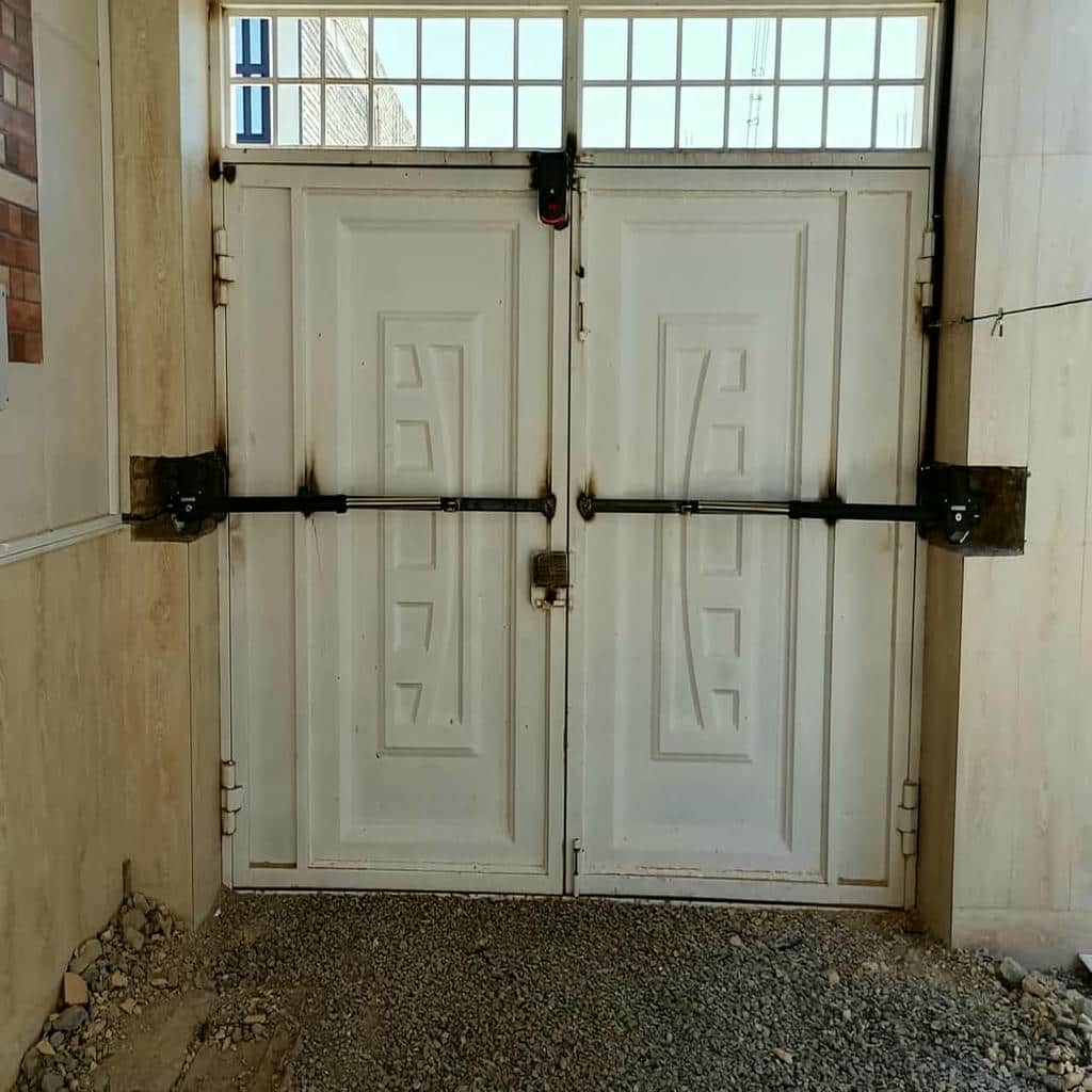 موتور درب پارکینگ با بدنه مقاوم